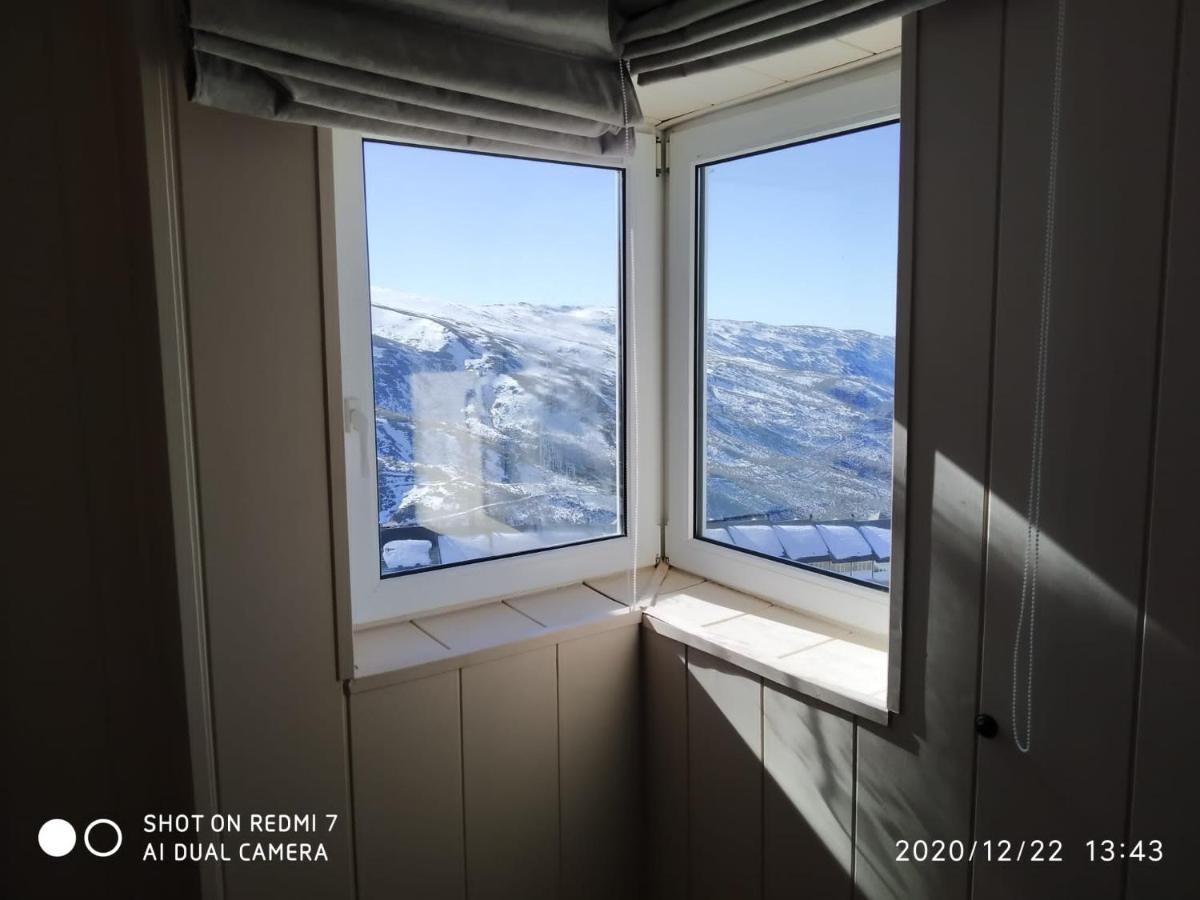 Estudio Presidente Sierra Nevada Luaran gambar